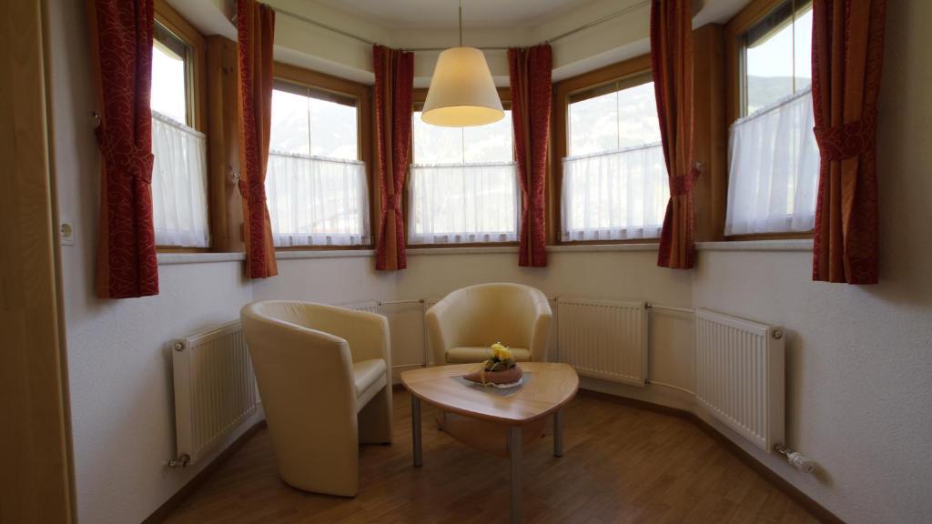 Haus Peter Schiestl Apartment